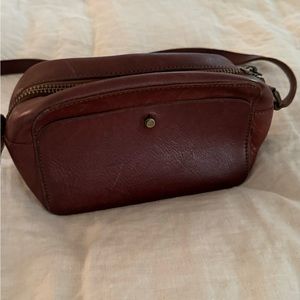 Madewell Camera style crossbody  Leather Purse